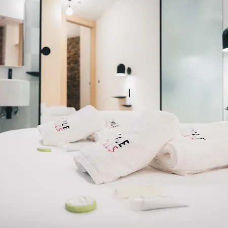 Moyua By People Apartman *